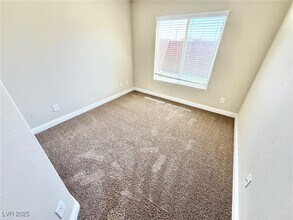 9938 Stiges St in Las Vegas, NV - Building Photo - Building Photo