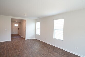 123 Painted Lady Lp in Savannah, GA - Foto de edificio - Building Photo