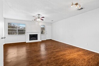 1848 River Crossing Cir in Austin, TX - Building Photo - Building Photo