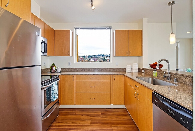 Westwater in Kirkland, WA - Foto de edificio - Building Photo