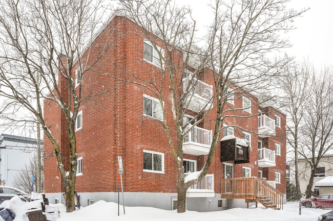 2298 Bergemont Av in Québec, QC - Building Photo - Primary Photo