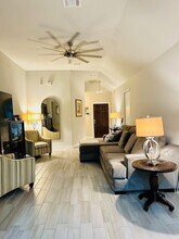 25131 Cavalry Charge Ln in Magnolia, TX - Foto de edificio - Building Photo
