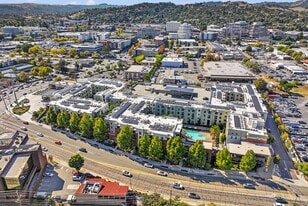 Brio in Walnut Creek, CA - Building Photo