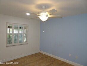901 Fairhaven St NE in Palm Bay, FL - Building Photo - Building Photo