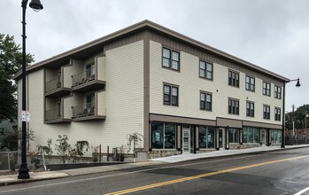 797 River St in Hyde Park, MA - Building Photo - Building Photo