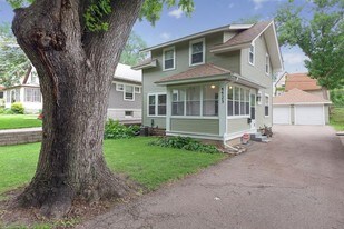 3 bedroom houses for rent in minneapolis 4423 pleasant ave bedroom minneapolis homes for rent under 3000 minneapolis mn 3 bedroom houses for rent in minneapolis 4423 pleasant ave bedroom minneapolis homes for rent under 3000 minneapolis mn