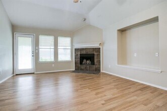 160 Briar Grove Dr in Princeton, TX - Foto de edificio - Building Photo