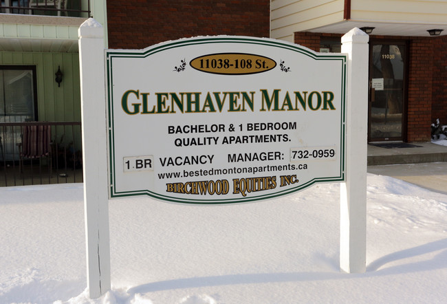 Glenhaven Manor in Edmonton, AB - Building Photo - Building Photo