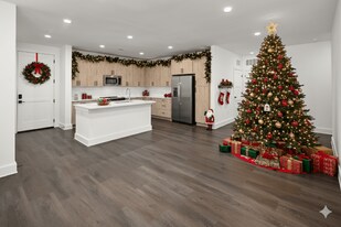 The Argos Apartments at Grant Park in Atlanta, GA - Building Photo