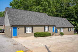 Brookwood Townhomes in Winder, GA - Building Photo - Building Photo