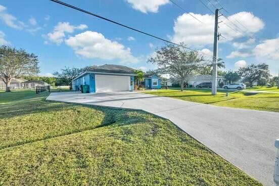 5464 NW Milner Dr in Port St. Lucie, FL - Building Photo - Building Photo