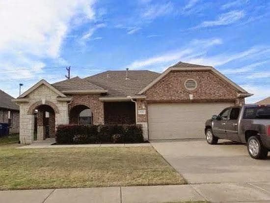 property at 2784 Sunlight Dr