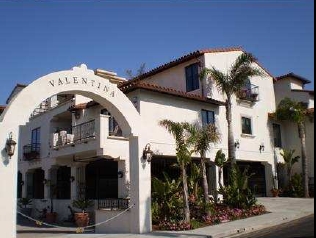 The Valentina in Pismo Beach, CA - Foto de edificio - Building Photo