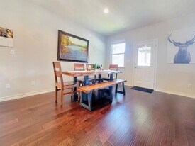 365 Mary Max Cir in San Marcos, TX - Building Photo