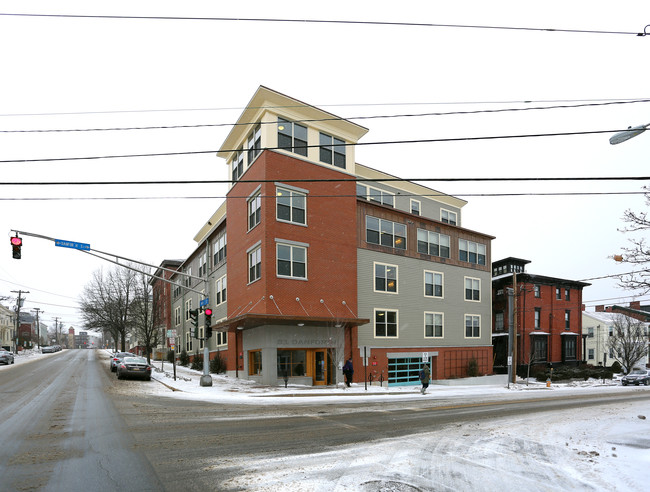 Danforth on High in Portland, ME - Foto de edificio - Building Photo