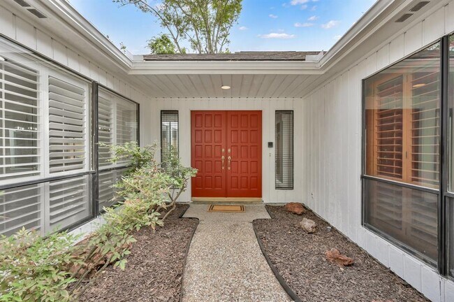 12326 Rocky Knoll Dr in Houston, TX - Building Photo - Building Photo