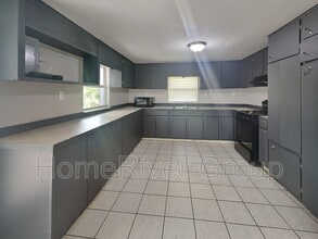 906 S Florida Ave in DeLand, FL - Building Photo - Building Photo