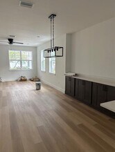 2333 W Beach St in Tampa, FL - Building Photo - Building Photo