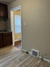 18515 Greenfield Rd in Detroit, MI - Building Photo - Building Photo