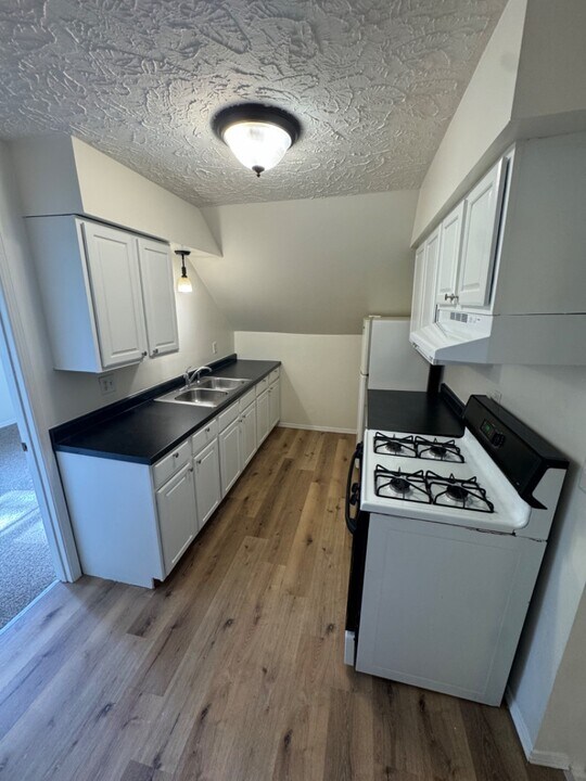 611 N Mclean St in Bloomington, IL - Building Photo