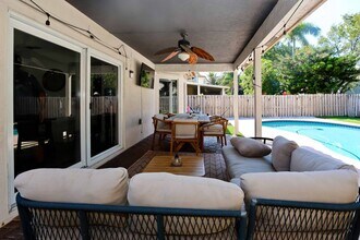 3149 NW 71st Ave in Margate, FL - Building Photo - Building Photo