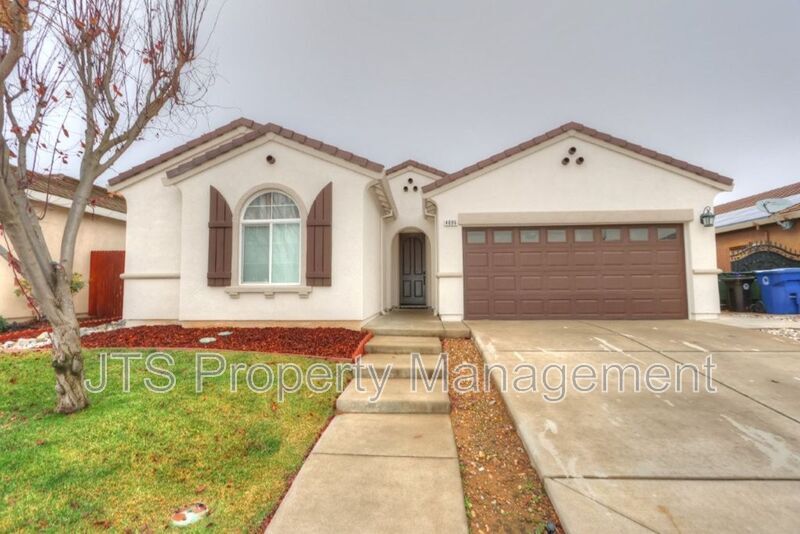 4086 Pinoche Peak Way in Rancho Cordova, CA - Building Photo