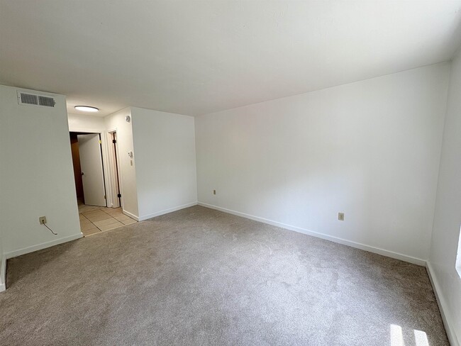 1530 Live Oak Dr in Tallahassee, FL - Building Photo - Building Photo