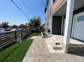 521 S Mathews St in Los Angeles, CA - Building Photo - Building Photo