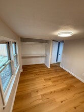 2139 W Walnut St in Springfield, MO - Foto de edificio - Building Photo