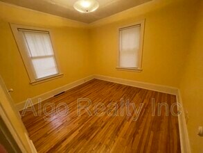 1475 Albert St N in St. Paul, MN - Building Photo - Building Photo