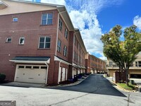 745 Fountainhead Ln NE in Atlanta, GA - Building Photo - Building Photo