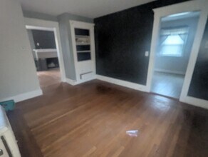 66 Crescent St in New Haven, CT - Building Photo - Building Photo