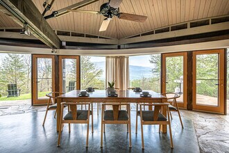 1816 Bear Spgs Wy in Pigeon Forge, TN - Building Photo - Building Photo