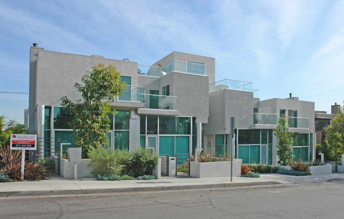 Knoll Villas in West Hollywood, CA - Foto de edificio