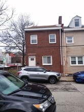 81 S 11th St in Pittsburgh, PA - Foto de edificio - Building Photo