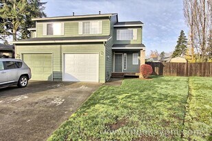 7310 NE 14th Ct in Vancouver, WA - Building Photo