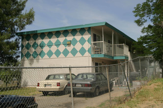 2753 Del Paso Blvd in Sacramento, CA - Building Photo - Building Photo