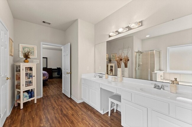 914 Spring Heights Dr