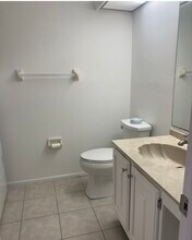 11866 Quail Run Dr in Ft. Myers, FL - Building Photo - Building Photo