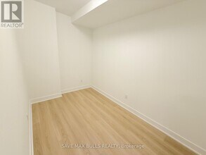 2550-2550 Simcoe St N in Oshawa, ON - Building Photo - Building Photo