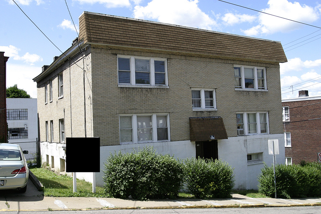 108 Reifert St in Pittsburgh, PA - Foto de edificio