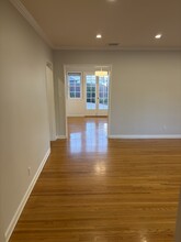 851 Graynold Ave in Glendale, CA - Foto de edificio - Building Photo