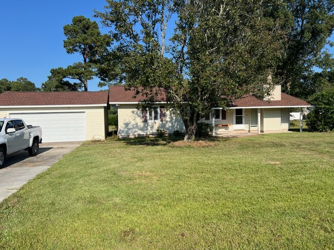 property at 806 Fox St SW