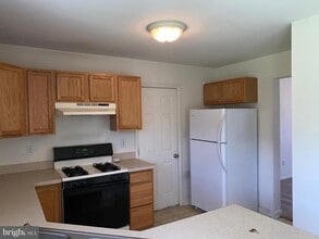 235 Tracer Dr in Clayton, DE - Building Photo - Building Photo