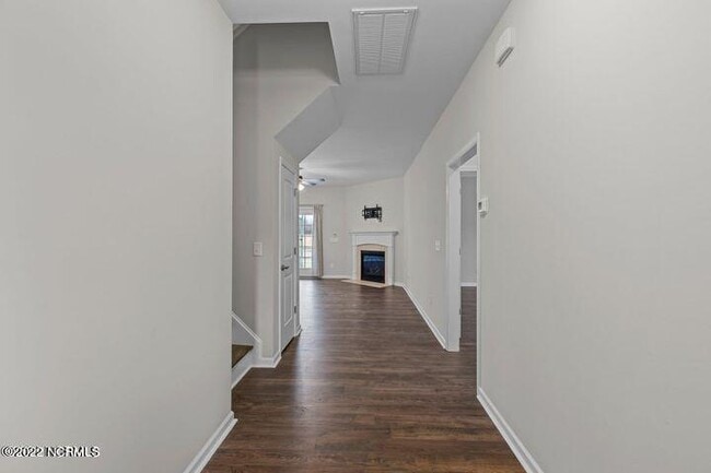 361 Sequoia Dr in Greenville, NC - Building Photo - Building Photo