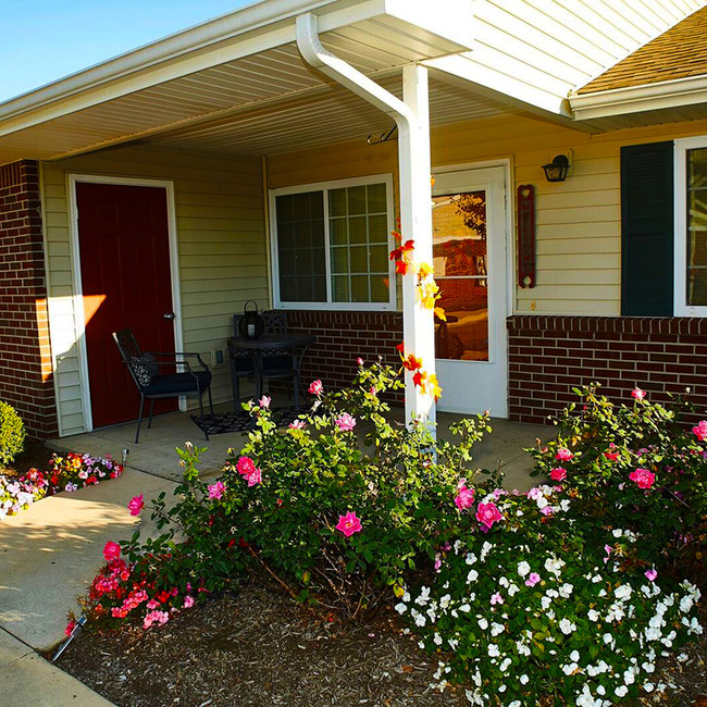 East Main Apartments in Danville, IN - Building Photo - Building Photo