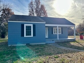 311 Helen St in Sikeston, MO - Building Photo - Building Photo