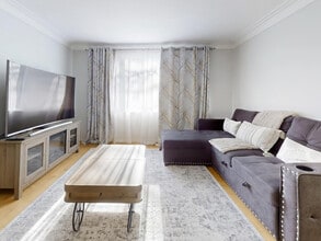 18 Thirty Fifth St in Toronto, ON - Building Photo - Building Photo