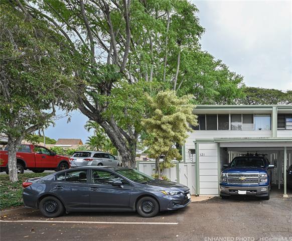 property at 94-108-108 Hokualii Ct