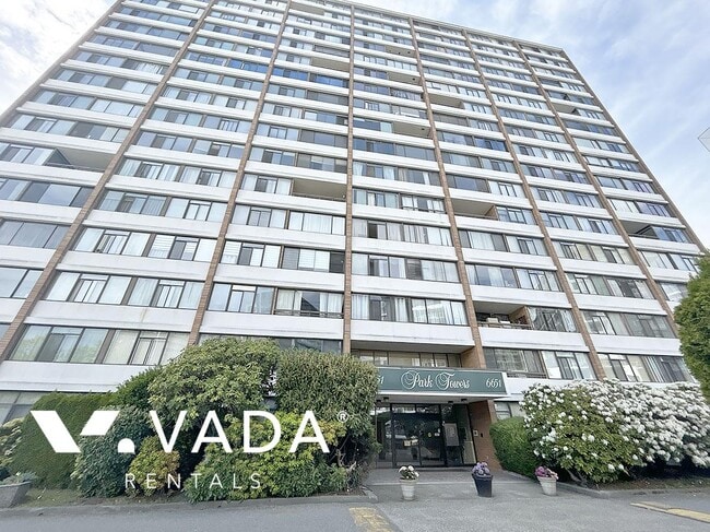 6651 Minoru Blvd in Richmond, BC - Building Photo - Building Photo